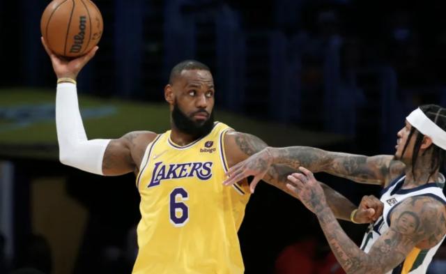 开云平台-湖人三连败继续下沉 詹姆斯何时可以复出拯救球队